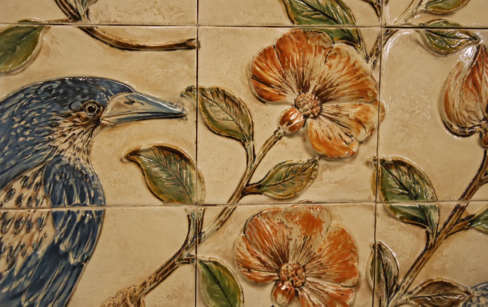 Detail van glazuur en voegen tussen keramische tegels